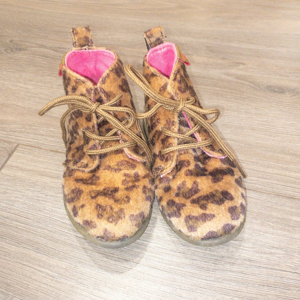 OshKosh B'gosh Girls Cheetah Boots